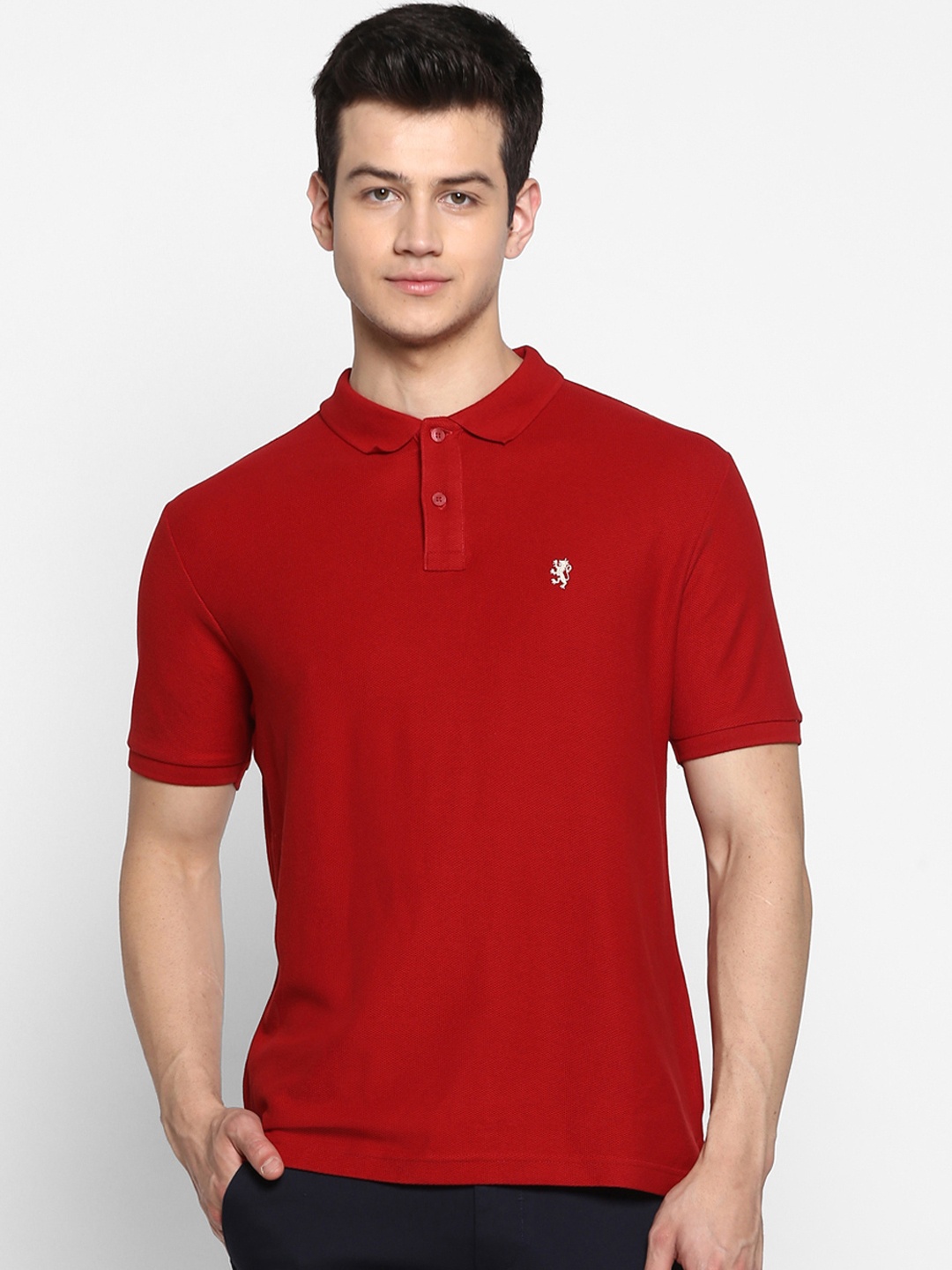 

Red Tape Men Red Solid Polo Collar T-shirt