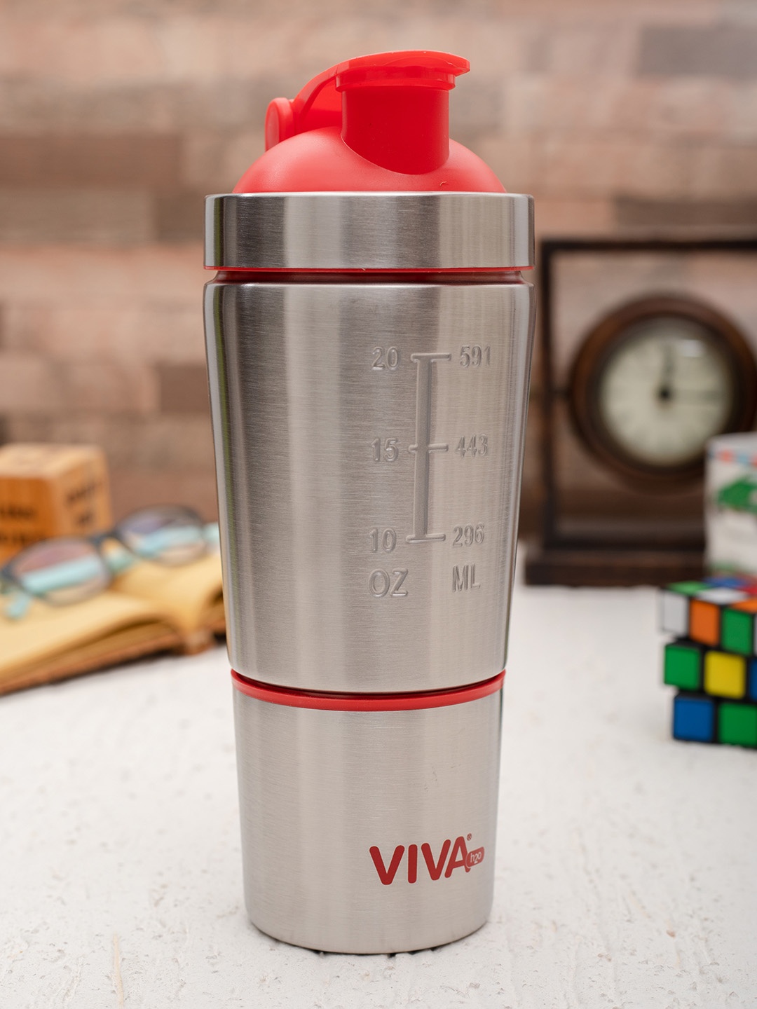 

VIVA h2o Unisex Silver-Toned Solid Stainless Steel Water Bottle