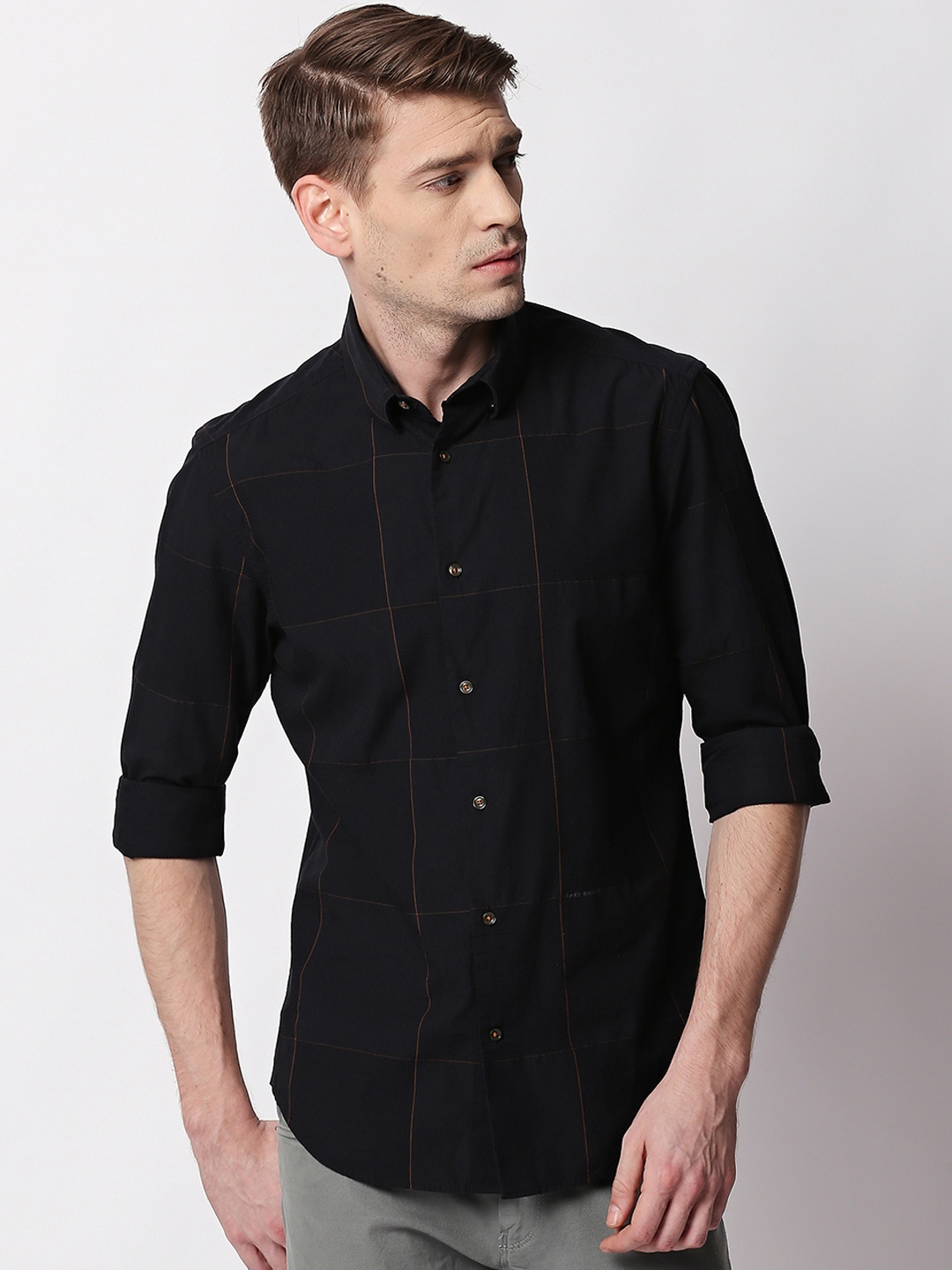 

RARE RABBIT Men Black & Brown Tailored Fit Checked Casual Shirt
