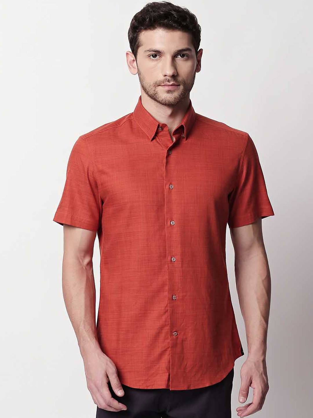 

RARE RABBIT Men Orange Tailored Fit Solid Casual Shirt