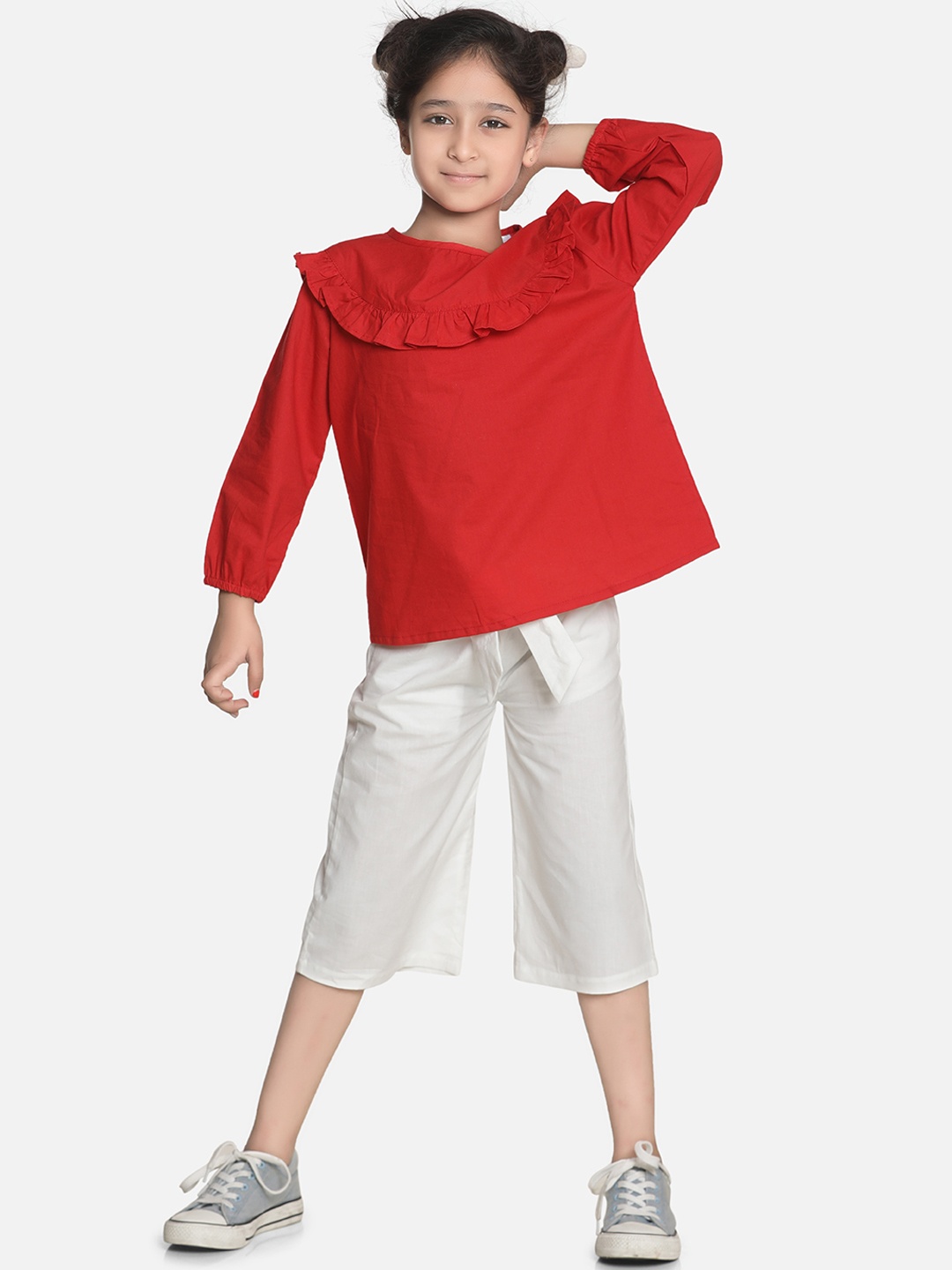 

AWW HUNNIE Girls Red & White Solid Top with Capris