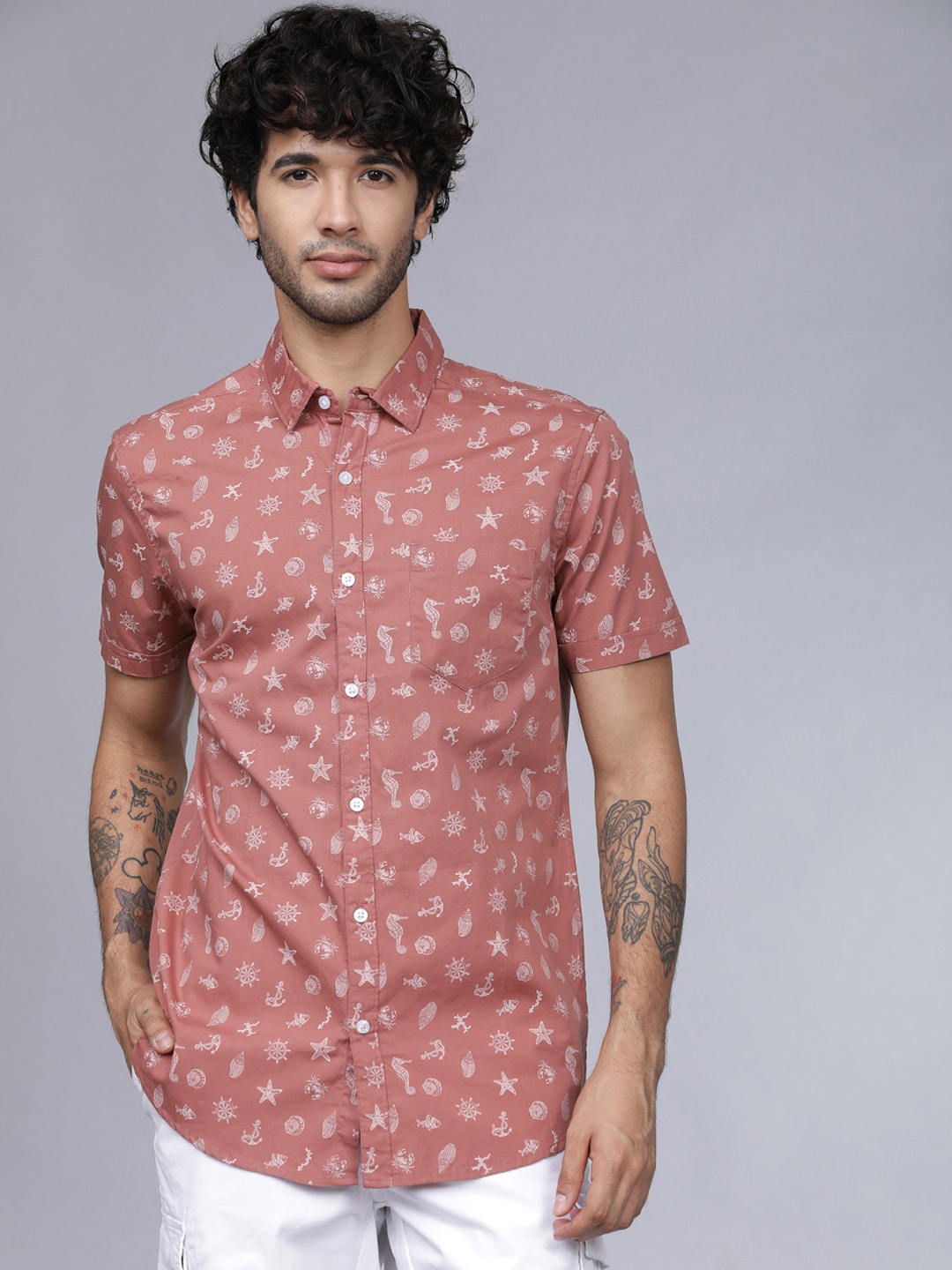 

HIGHLANDER Men Pink Slim Fit Printed Casual Shirt