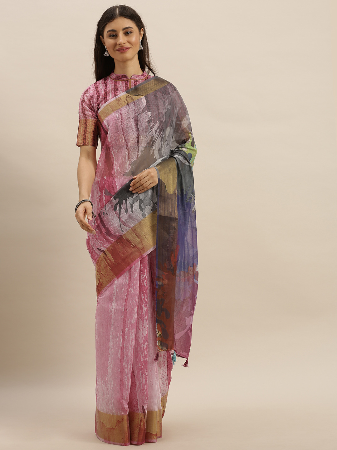 

SHAVYA Pink & White Pure Linen Printed Saree