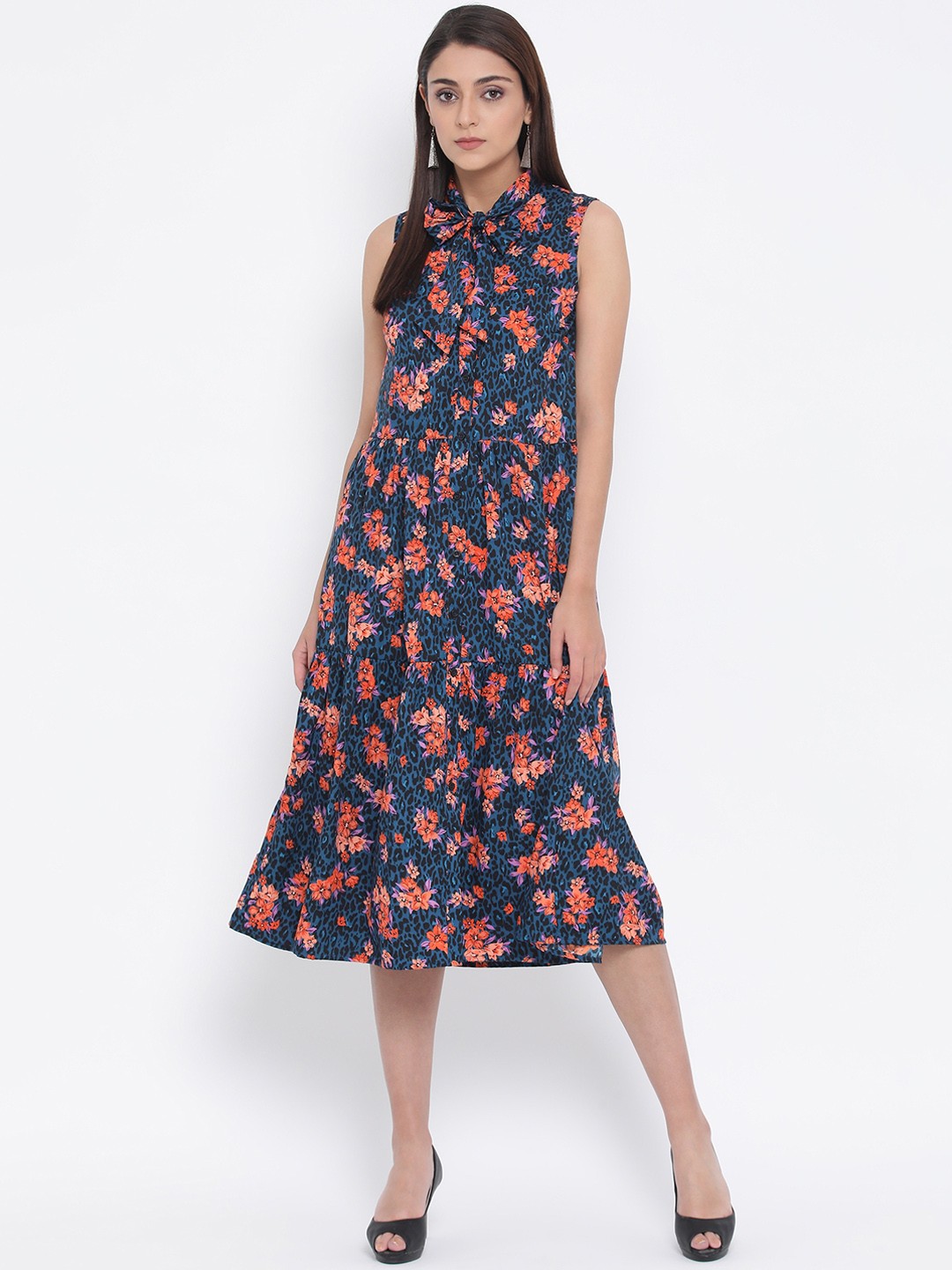 

Oxolloxo Women Navy Blue & Orange Printed Fit and Flare Dress