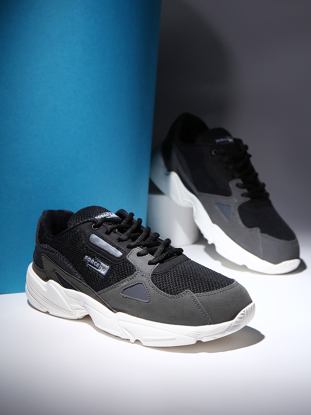

Liberty Men Black Mesh Running Shoes