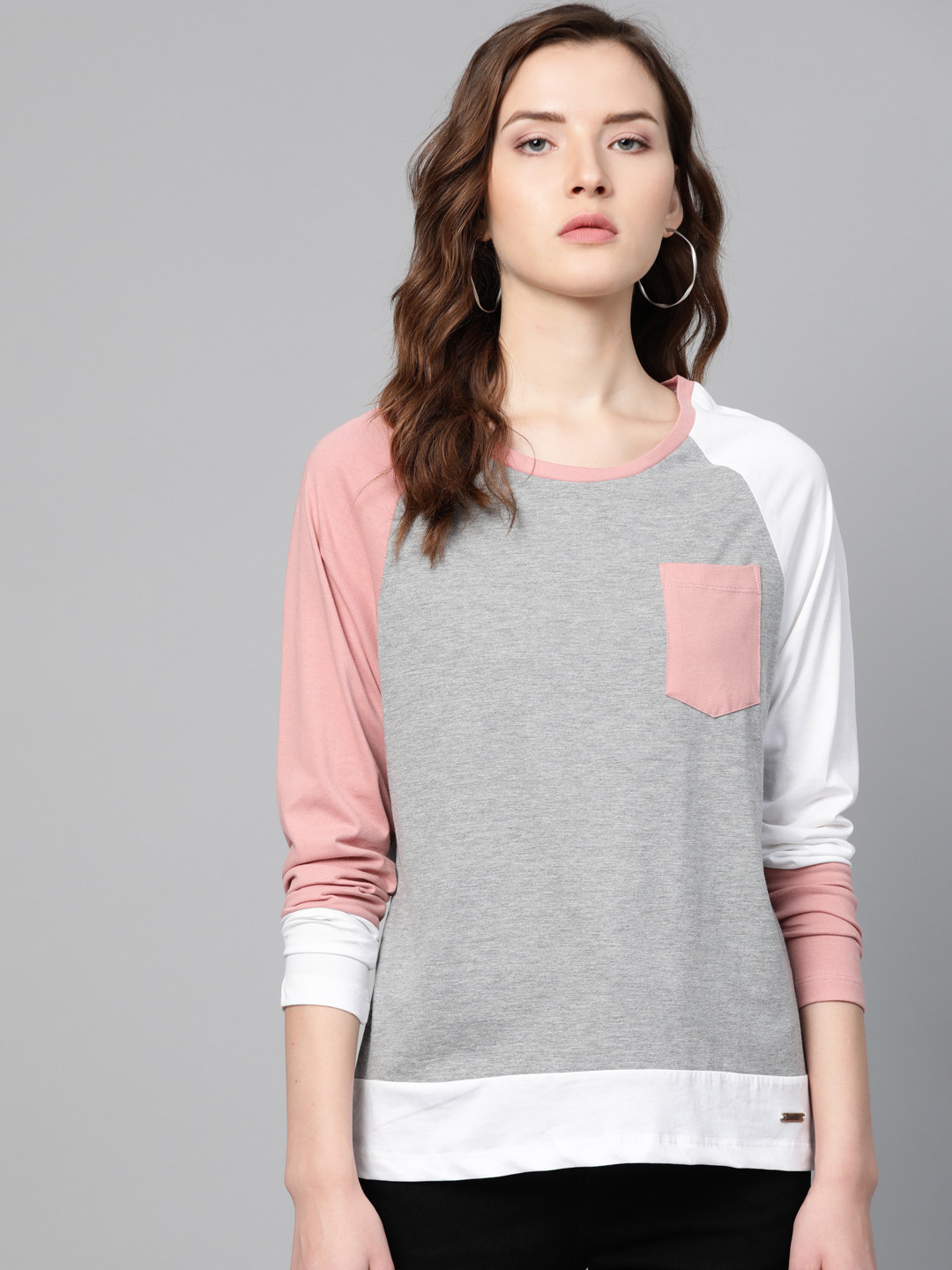 

Roadster Women Grey Melange & Pink Colourblocked Round Neck T-shirt