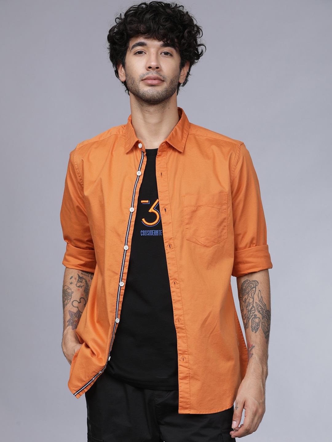 

LOCOMOTIVE Men Orange Slim Fit Solid Casual Shirt