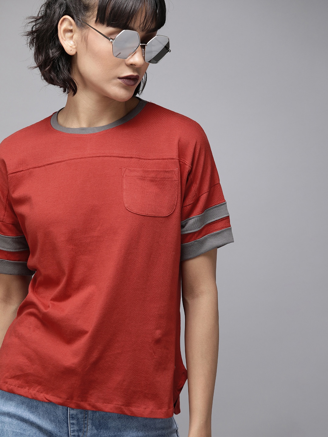 

Roadster Women Red Solid Round Neck T-shirt
