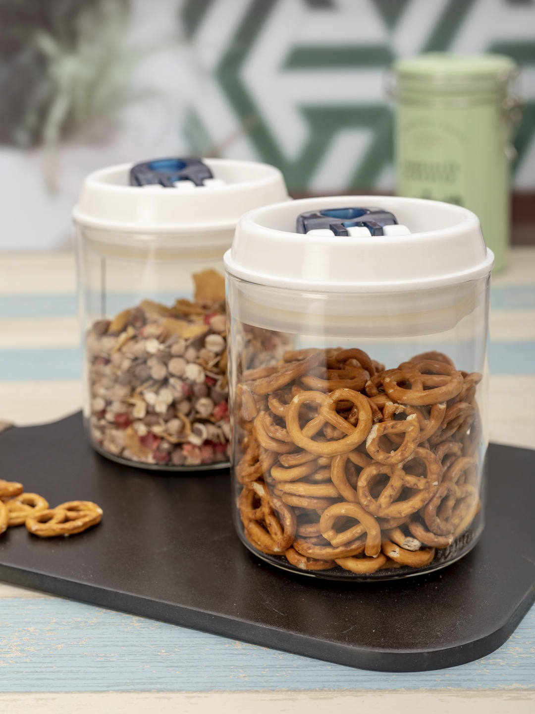 

White Gold Set of 2 Transparent & White Flip Lock-Tight Borosilicate Glass Storage Jars