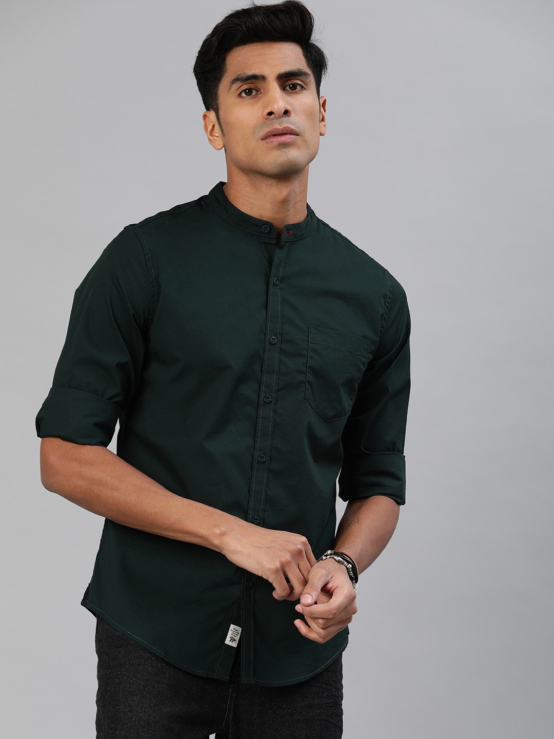 

Roadster Men Green Regular Fit Solid Casual Shirt