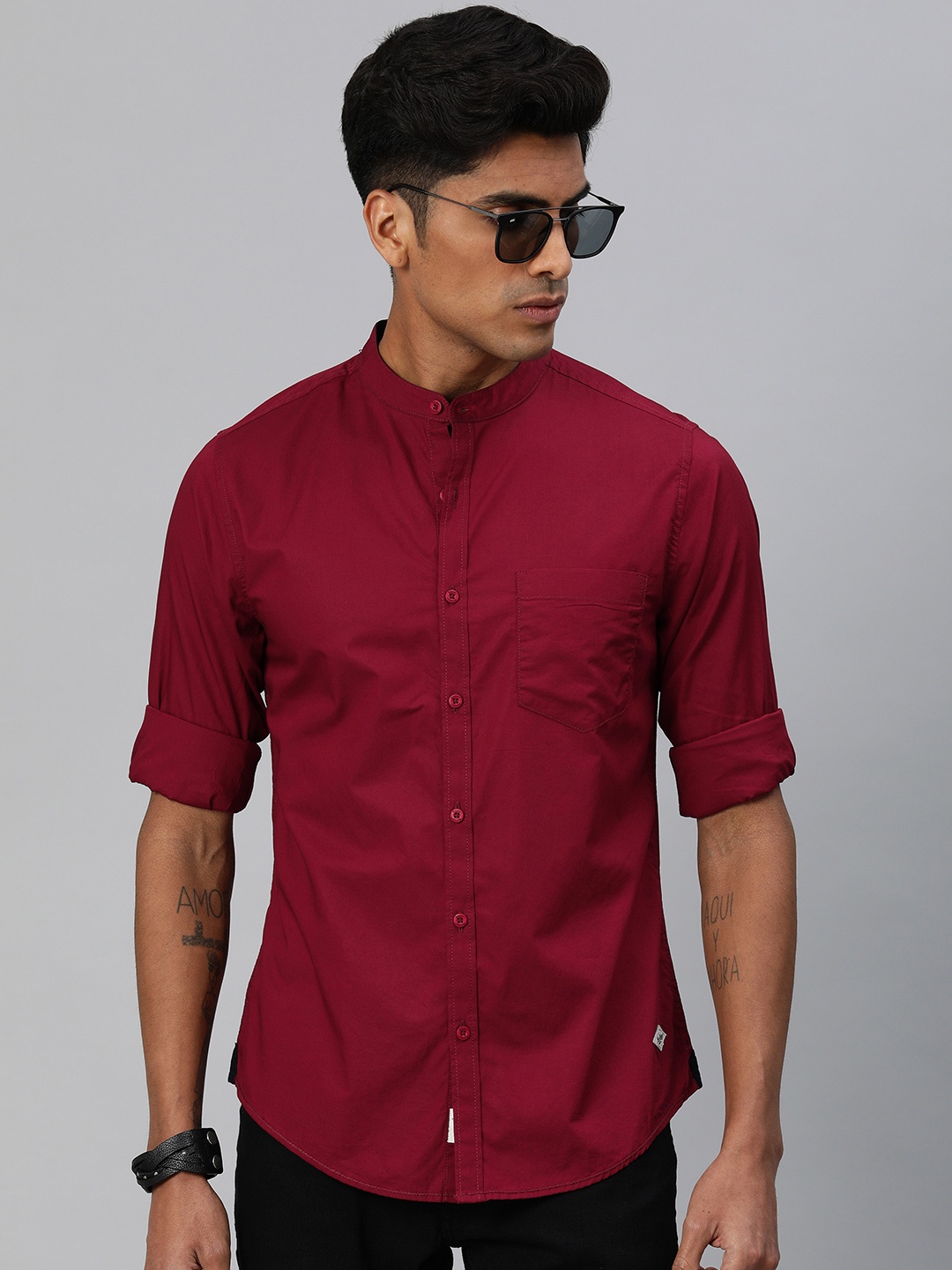 

Roadster Men Maroon Slim Fit Casual Sustainable Shirt