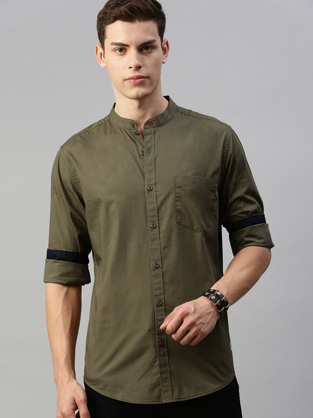 

Roadster Men Olive Green Regular Fit Solid Sustainable Casual Shirt