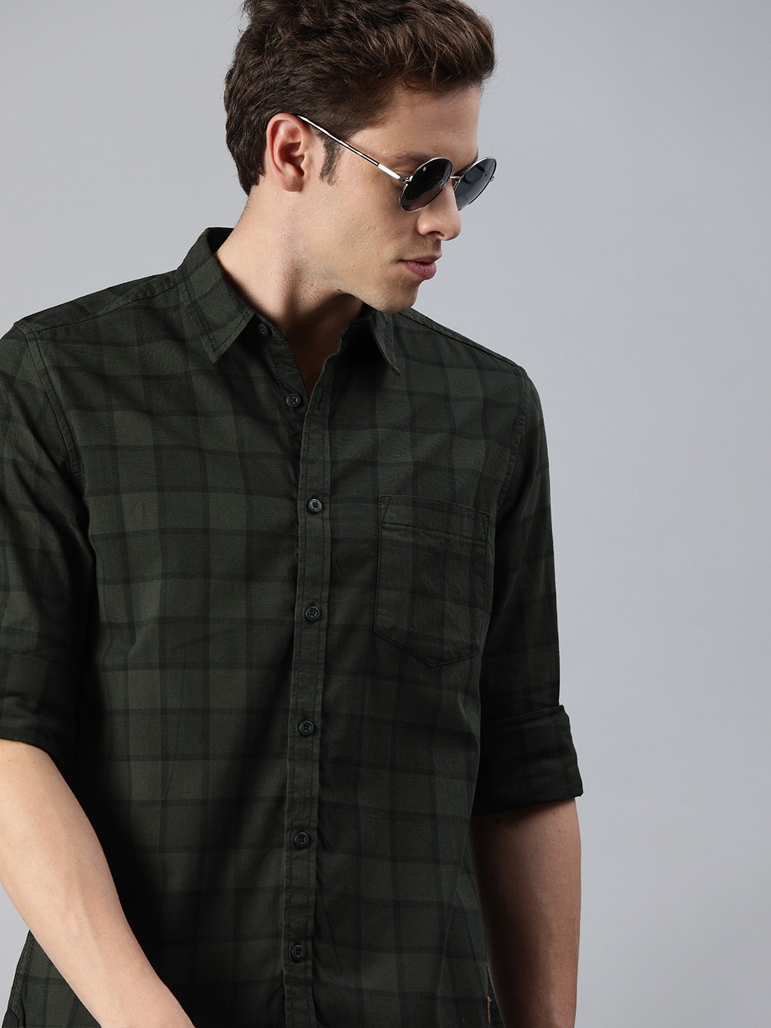 

Roadster Men Olive Green Regular Fit Checked Sustainable Casual Shirt