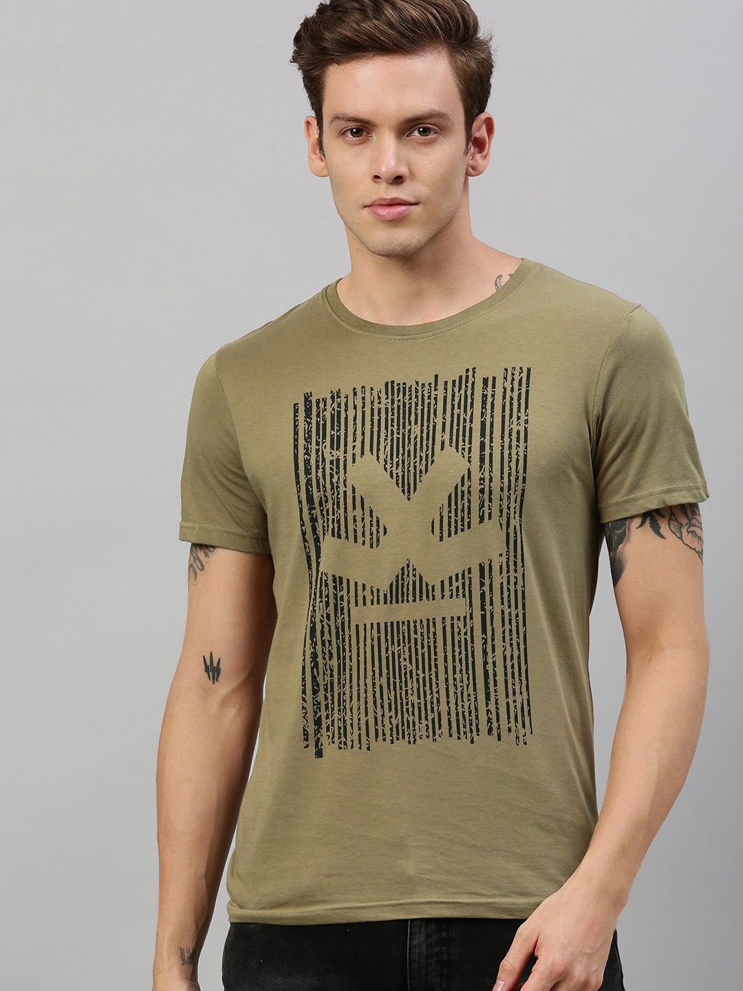 

WROGN Men Olive Green Slim Fit Printed Round Neck Pure Cotton T-shirt