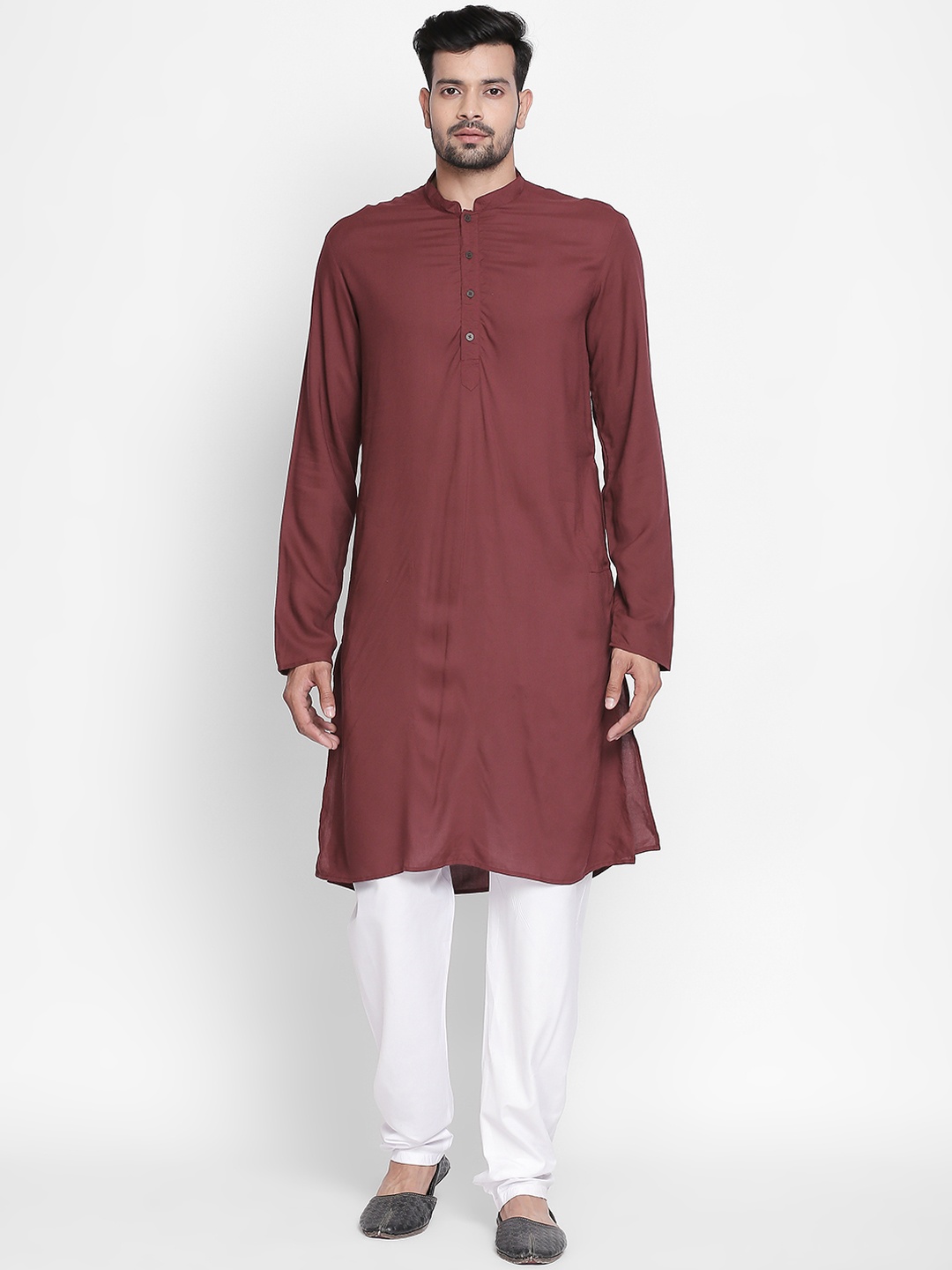 

indus route by Pantaloons Men Maroon Solid Straight Kurta