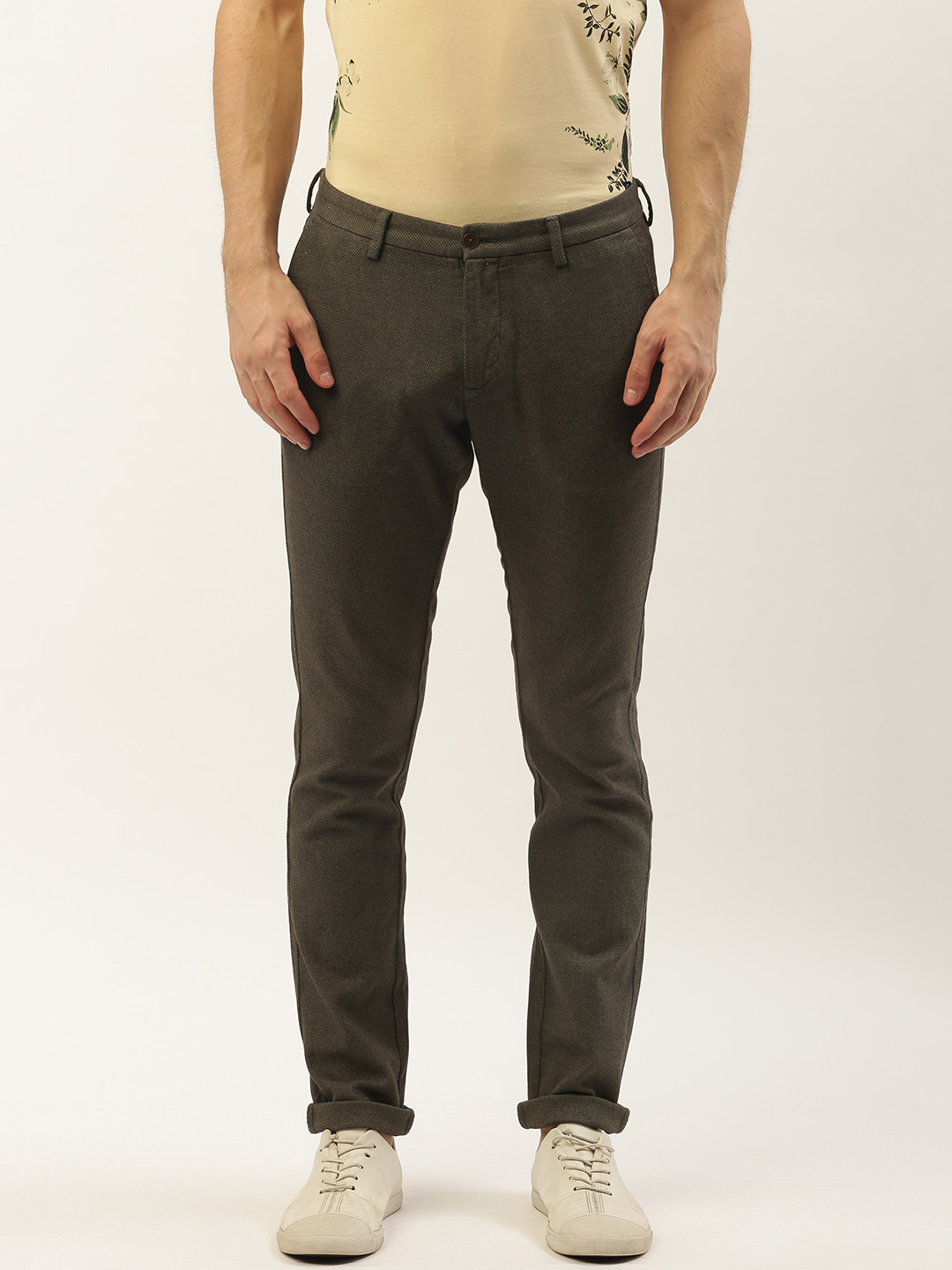 

Blackberrys Men Olive Green Roger Slim Fit Self Design Regular Trousers