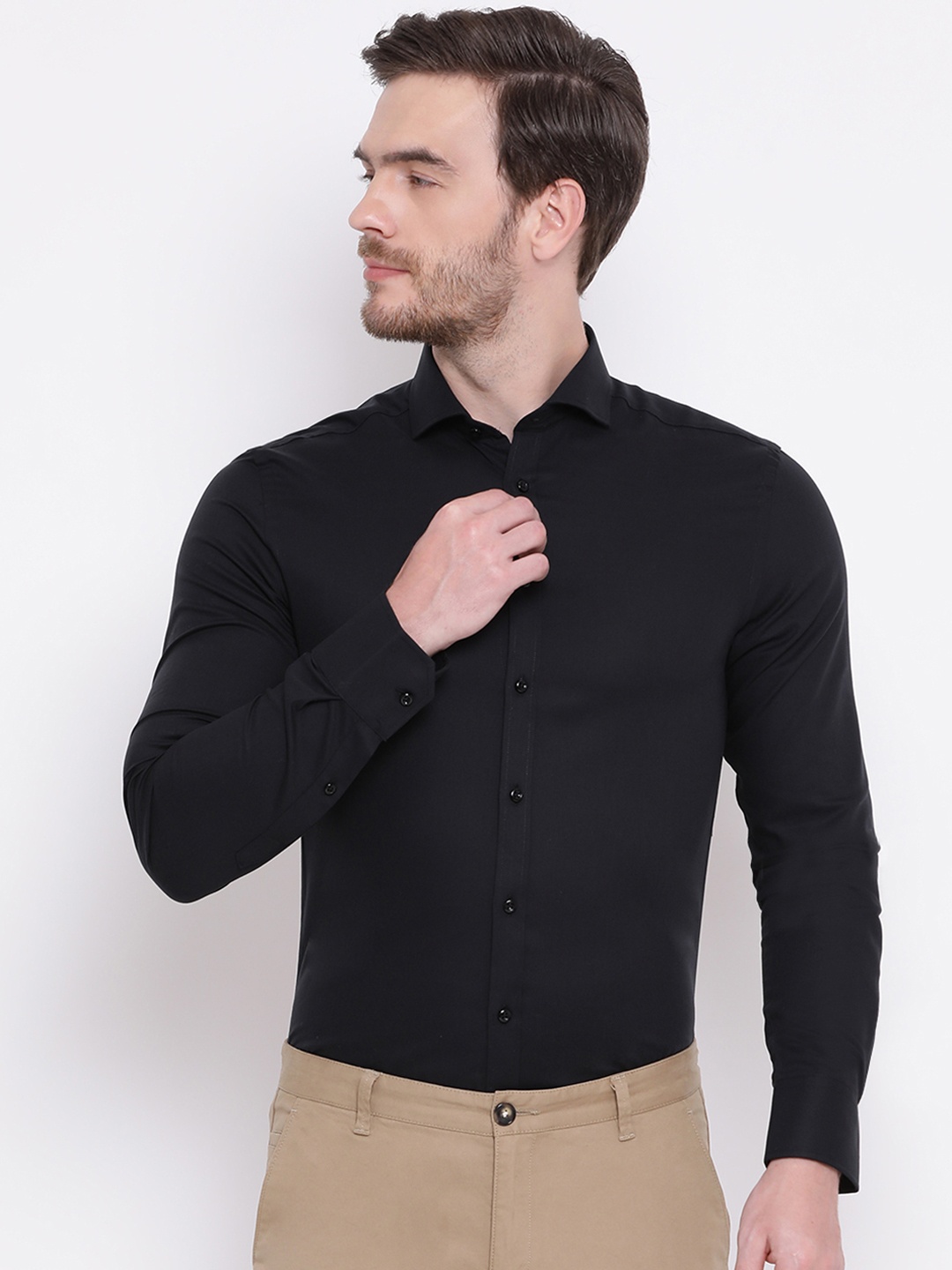 

Bruun & Stengade Men Black Slim Fit Solid Casual Shirt