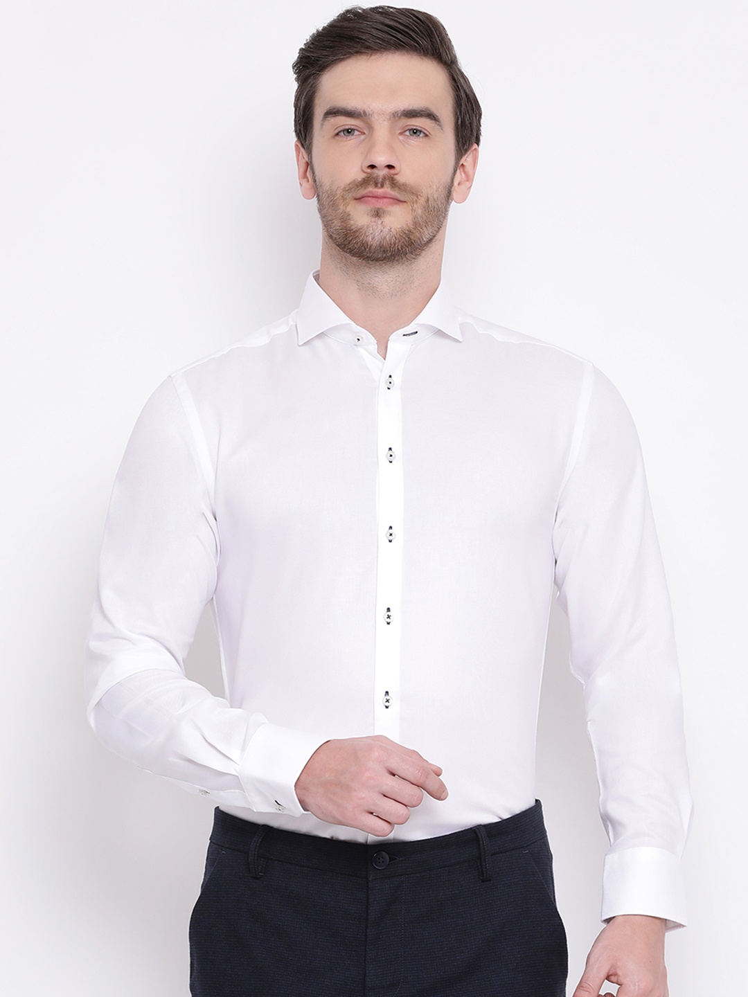 

Bruun & Stengade Men White Slim Fit Solid Formal Shirt