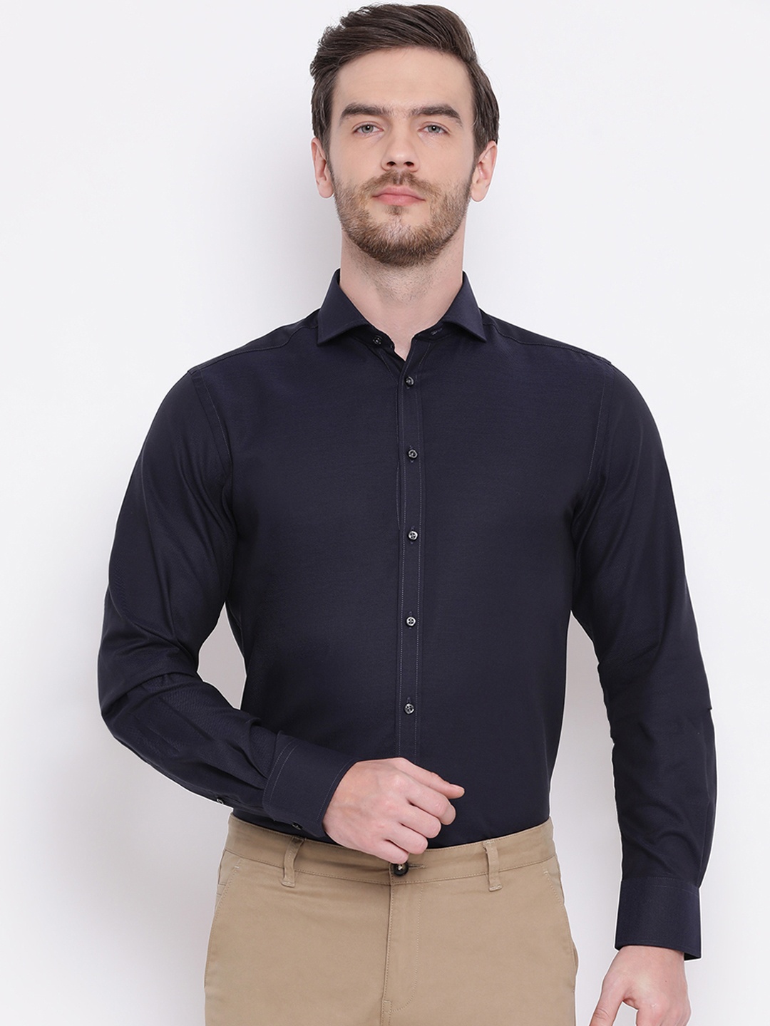 

Bruun & Stengade Men Navy Blue Slim Fit Solid Casual Shirt