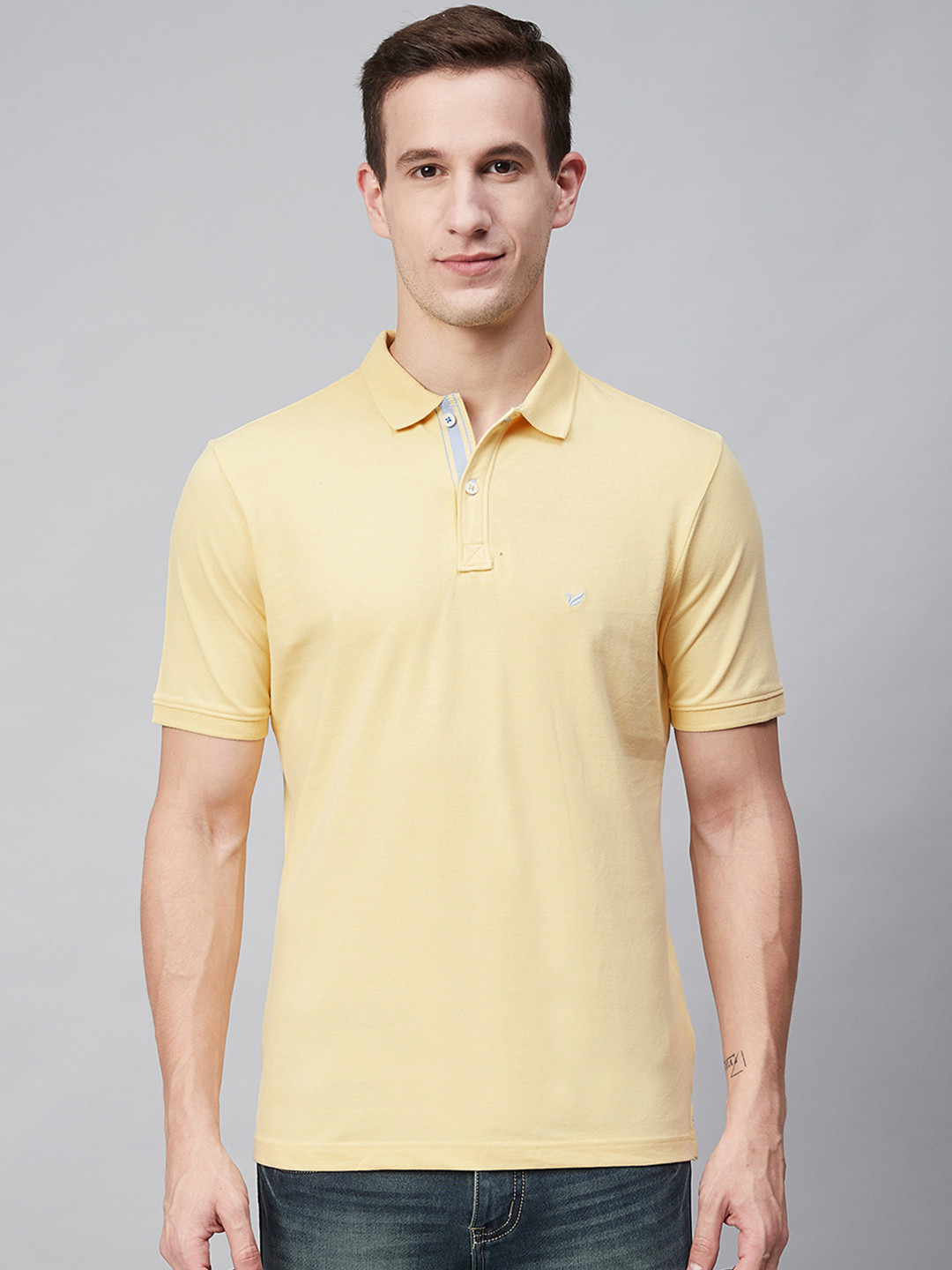

Blackberrys Men Yellow Solid Polo Collar T-shirt
