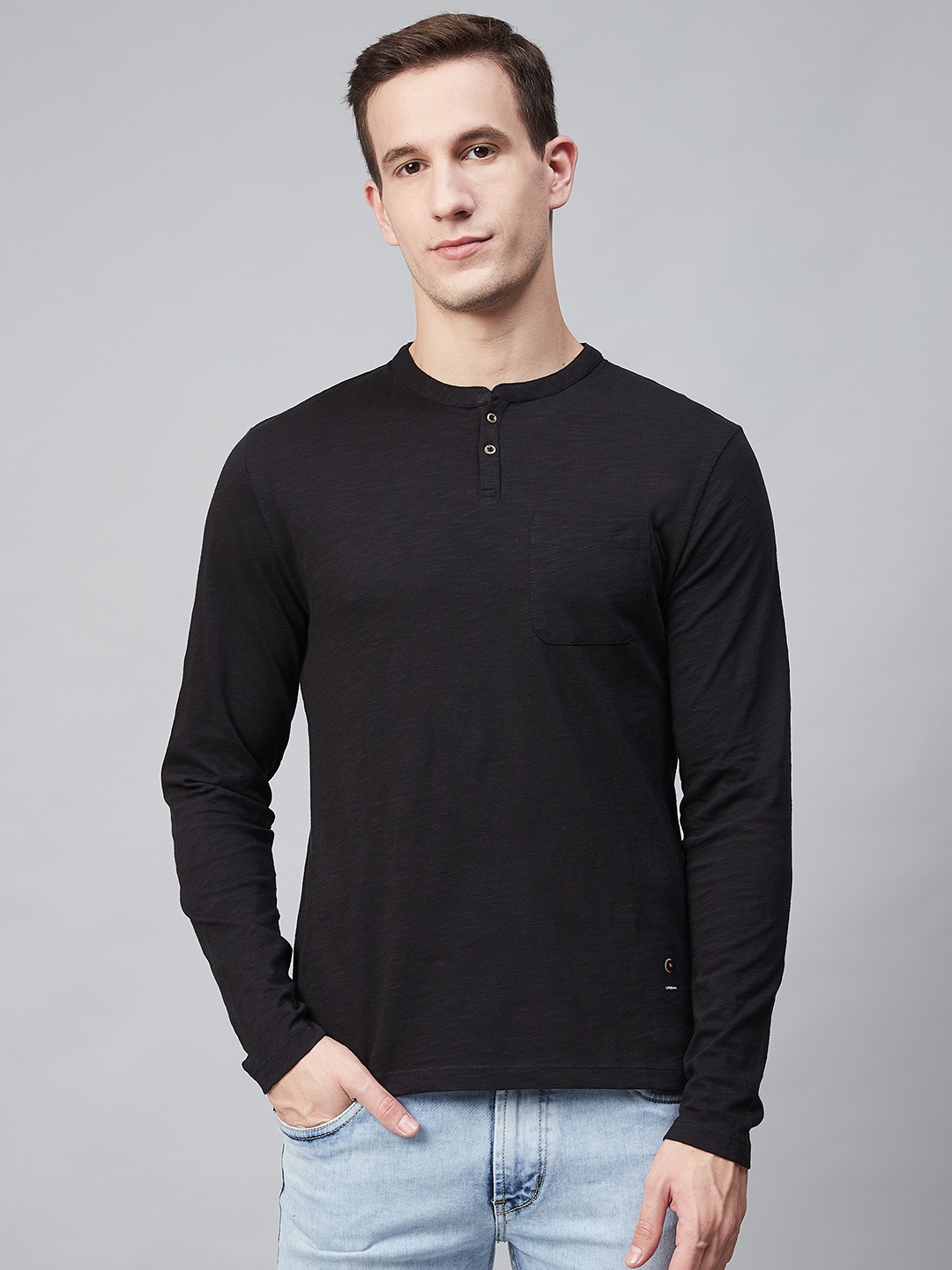 

Blackberrys Men Black Solid Henley Neck Pure Cotton T-shirt