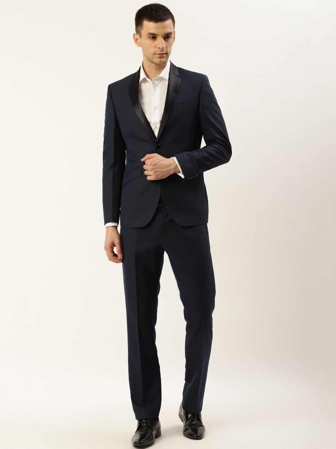 

Blackberrys Men Navy Blue Slim Fit Solid Single-Breasted 2-Piece Partywear Tuxedo