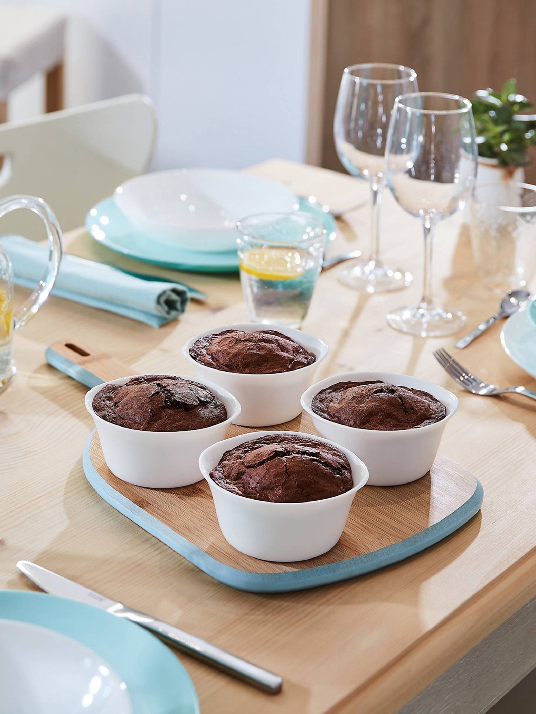 

INCRIZMA Set of 4 White Solid Smart Cuisine Opal Glass Round Ramekin