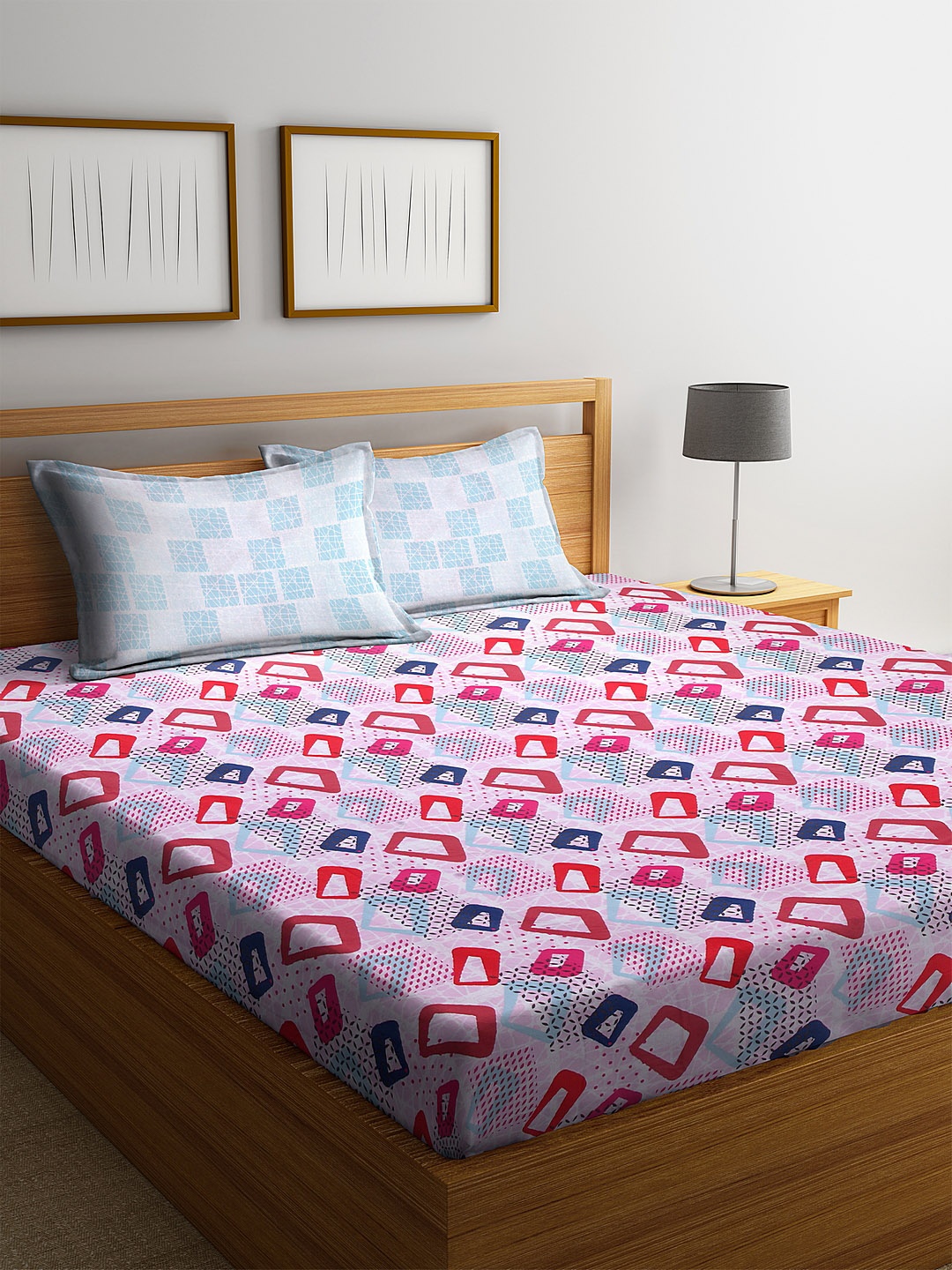 

BOMBAY DYEING Pink & Navy Blue Geometric 120 TC Cotton 1 Queen Bedsheet with 2 Pillow Covers