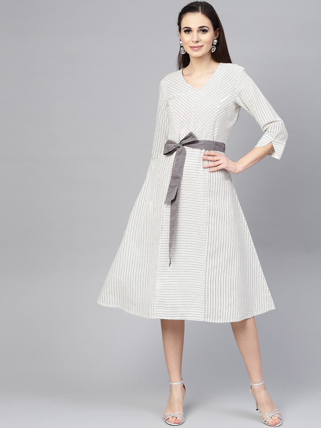 

Varanga Women White and Grey Printed Fit and Flare Dress With Slit Sleeves