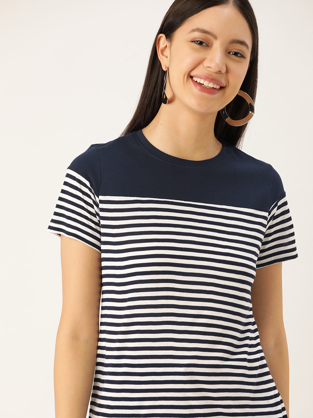 

DressBerry Women White & Navy Blue Striped Round Neck T-shirt