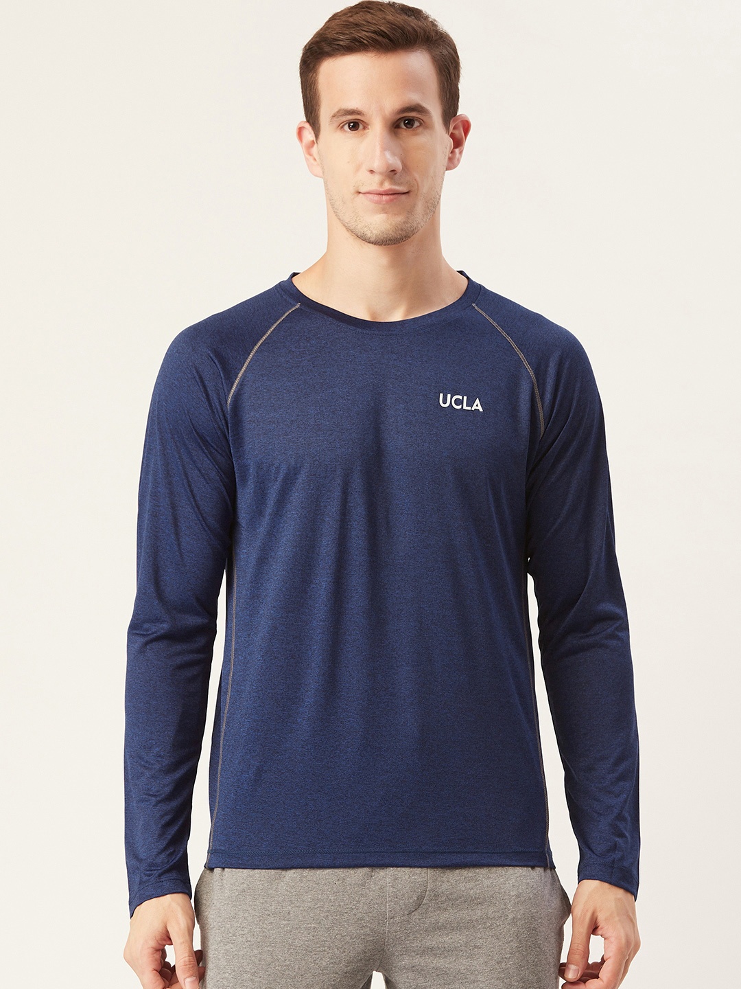 

UCLA Men Navy Blue Solid Round Neck Running T-shirt