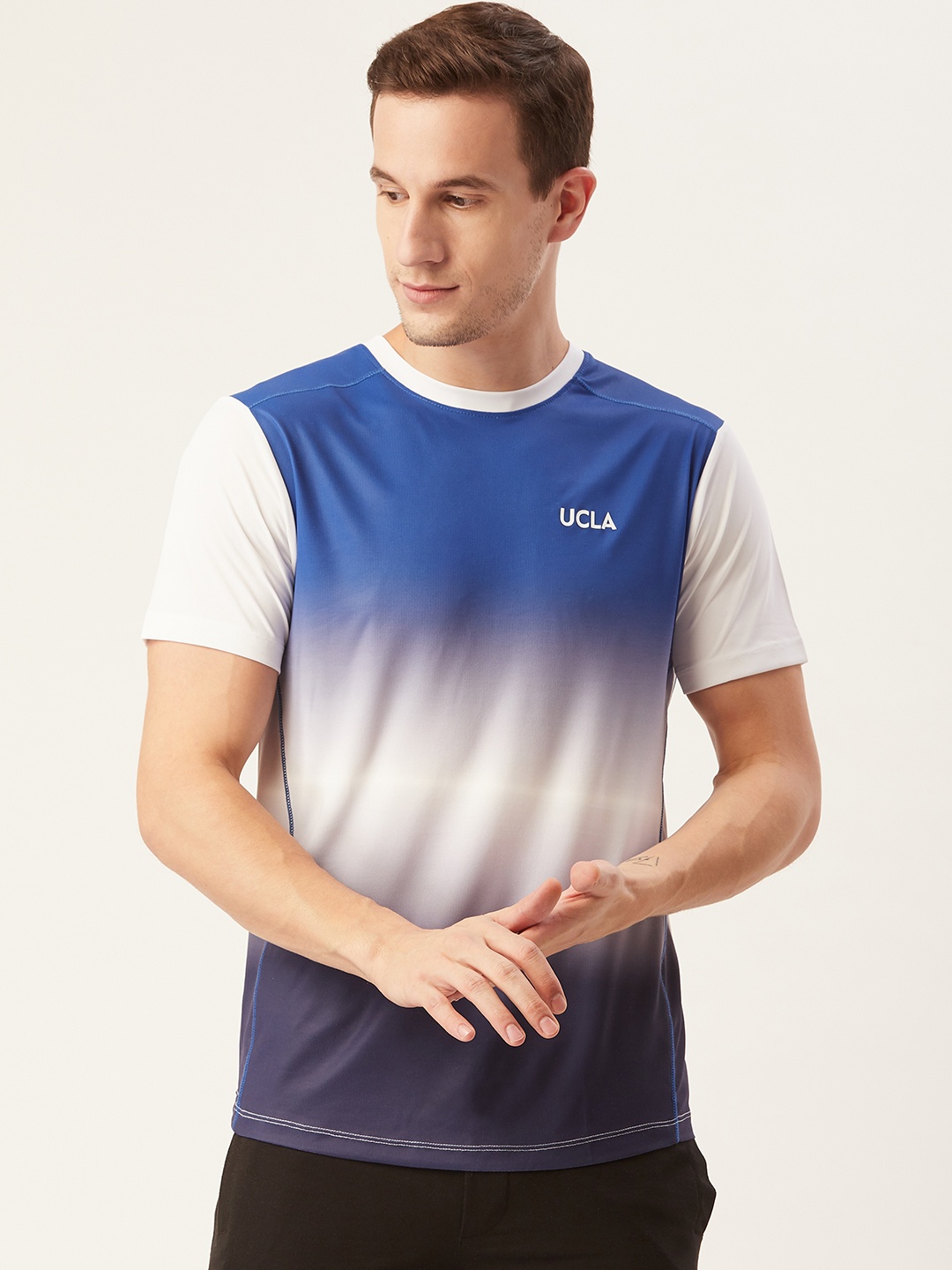 

UCLA Men Blue & White Ombre Effect Round Neck Running T-shirt