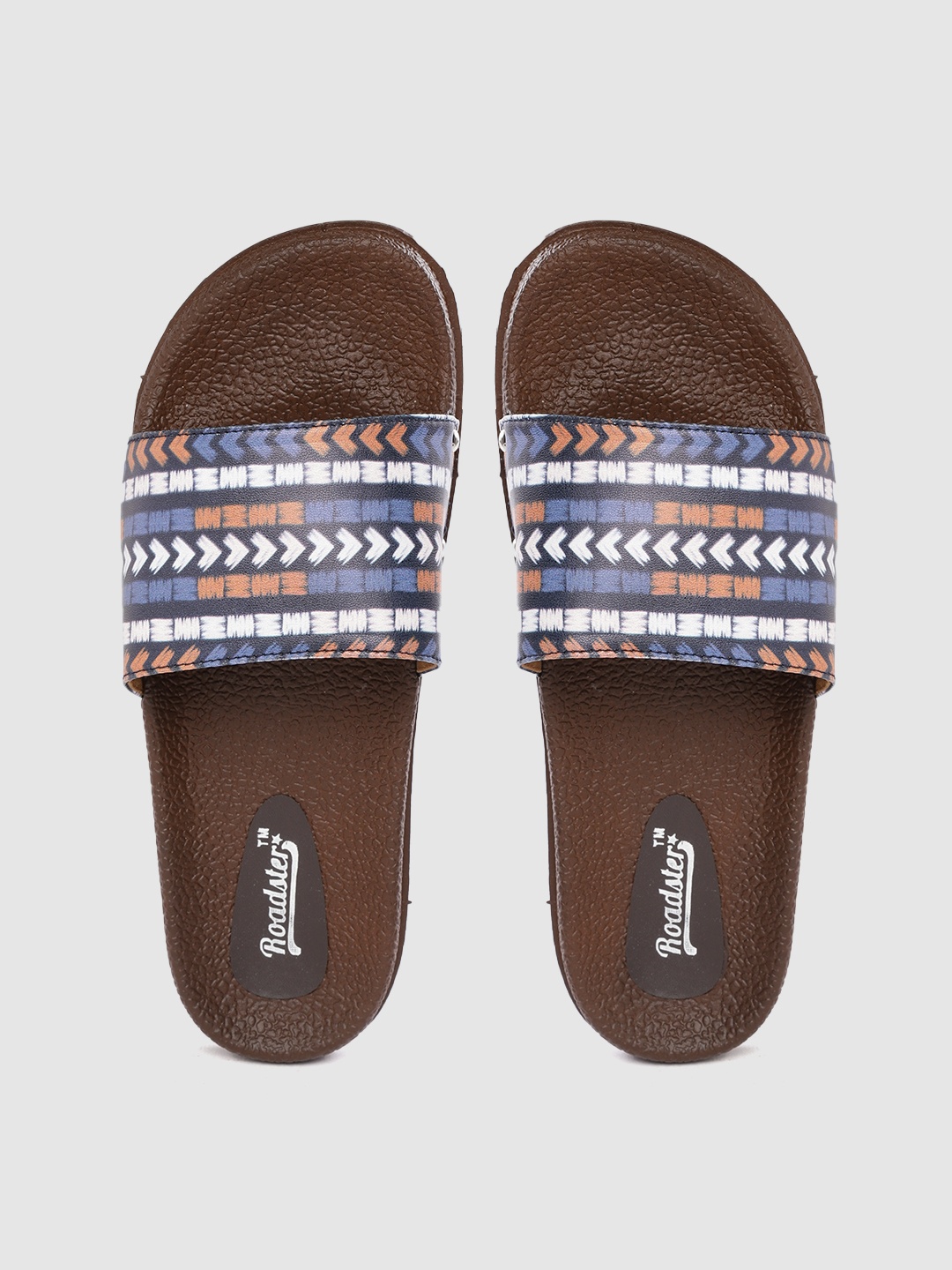 

Roadster Women Navy Blue & White Geometric Print Sliders
