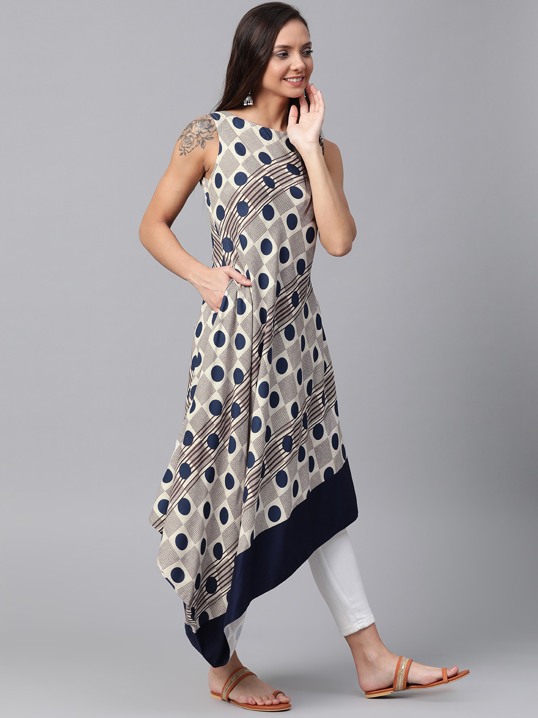 

Inddus Women Beige & Navy Blue Geometric Printed Asymmetric A-Line Kurta