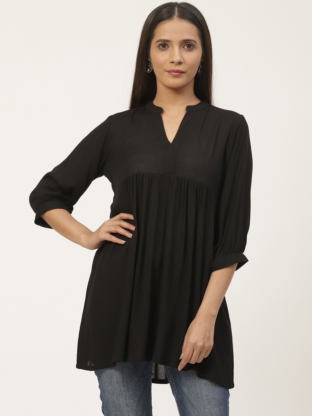 

GERUA Women Black Solid A-Line Kurti