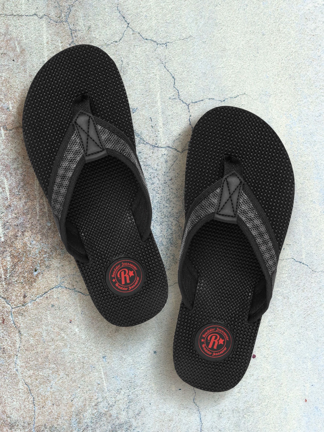 

Roadster Men Charcoal & Black Textured Thong Flip-Flops