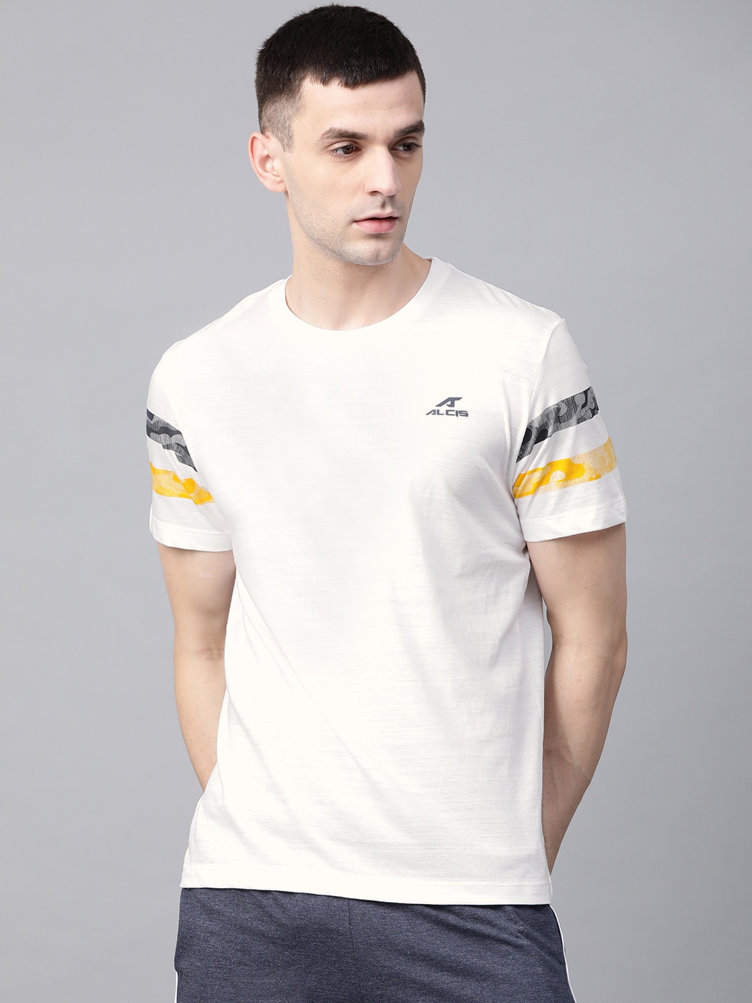 

Alcis Men White Solid Slim Fit Round Neck Running T-shirt