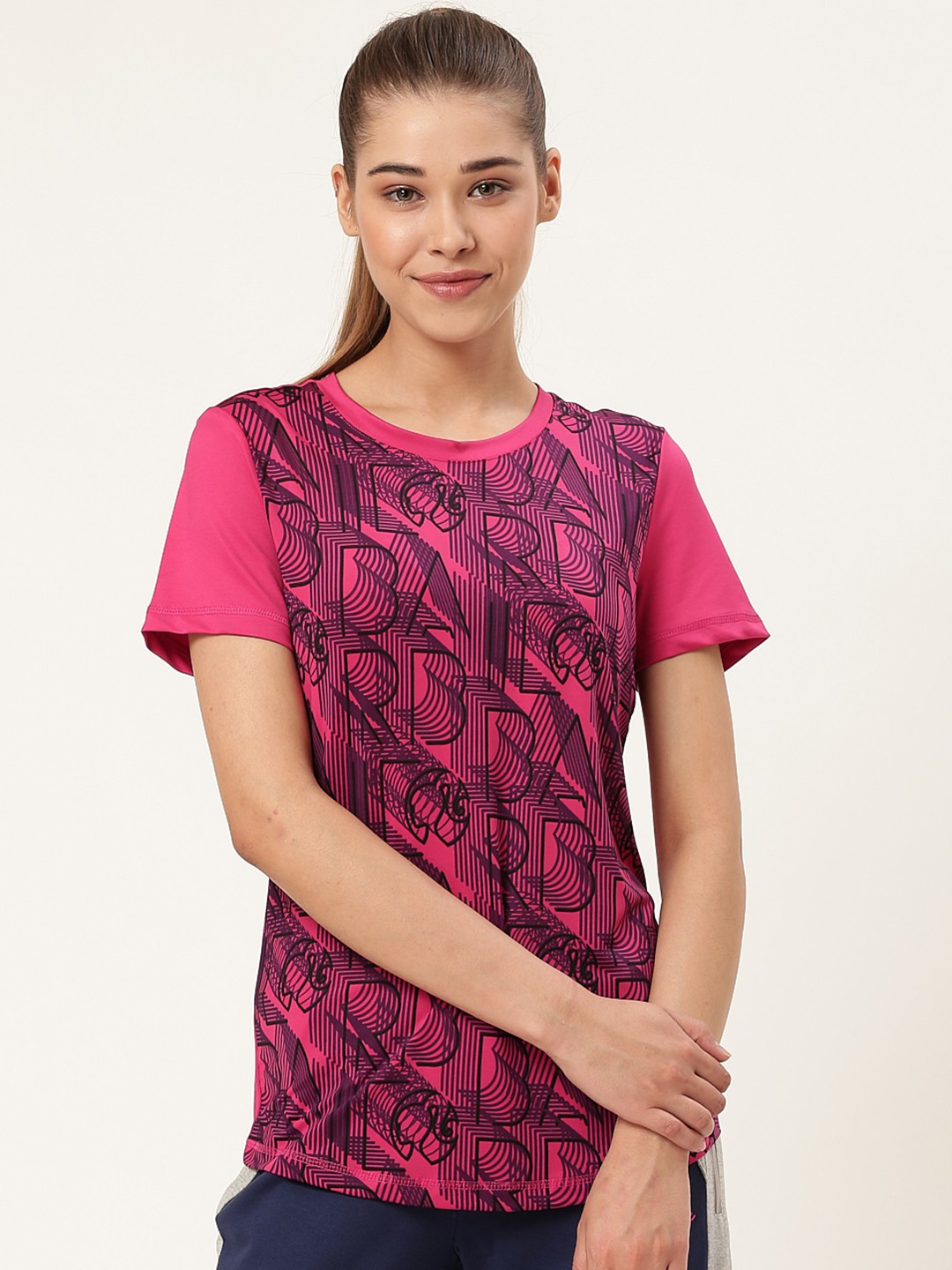 

toothless Women Pink & Black Printed Barbie Round Neck T-Shirt