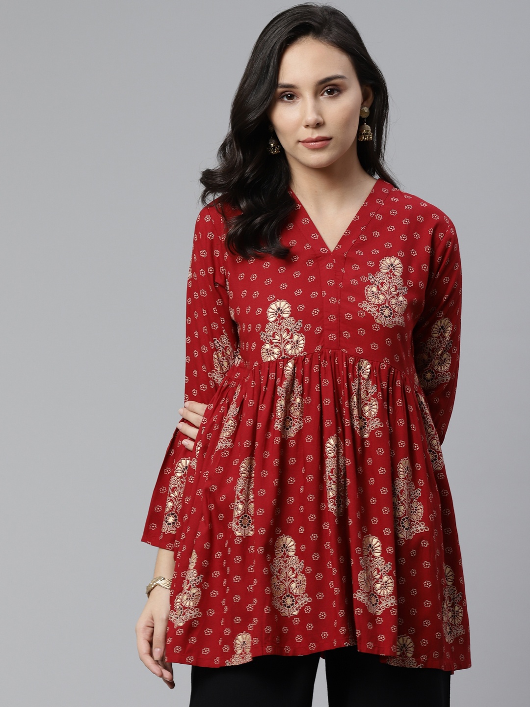 

Libas Women Maroon & Golden Printed Empire Kurti
