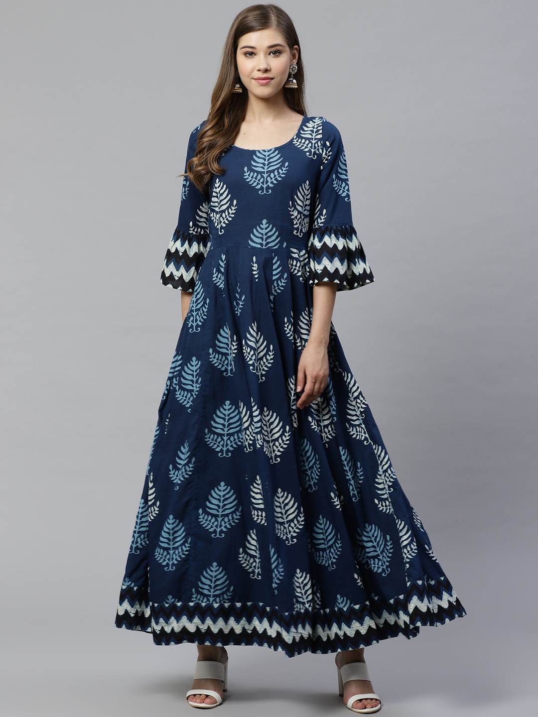 

Divena Women Blue & White Printed Anarkali Kurta