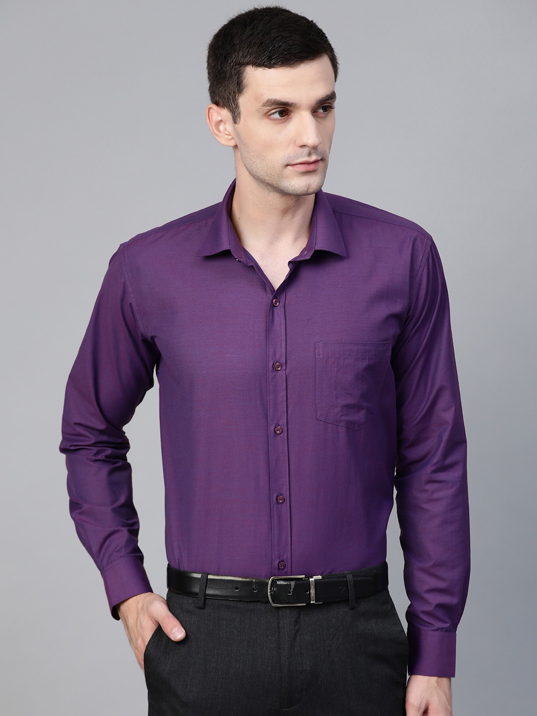 

MANQ Men Purple Slim Fit Solid Formal Shirt