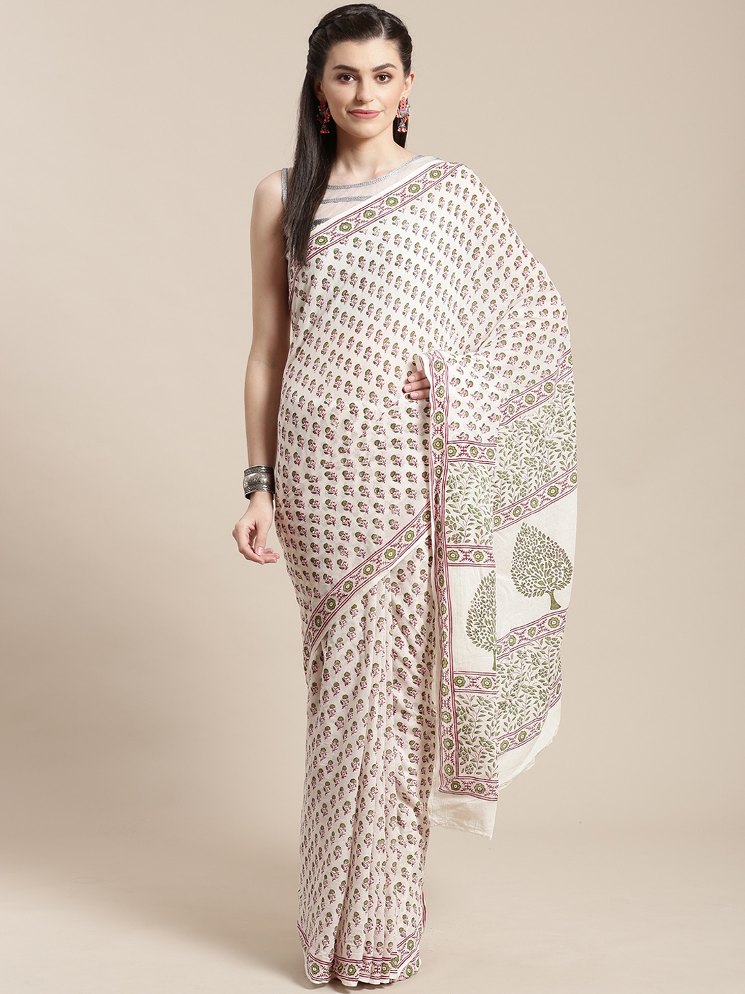 

Kalakari India White & Green Block Print Handloom Sustainable Saree