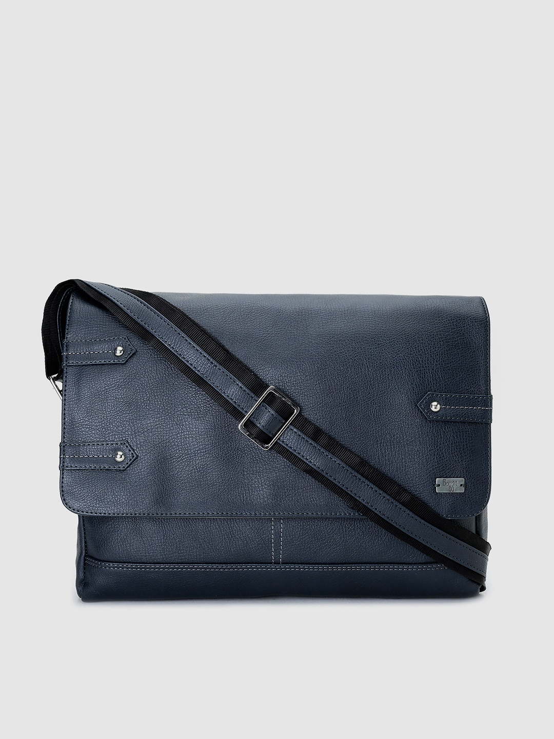 

Baggit Men Blue Solid Messenger Bag