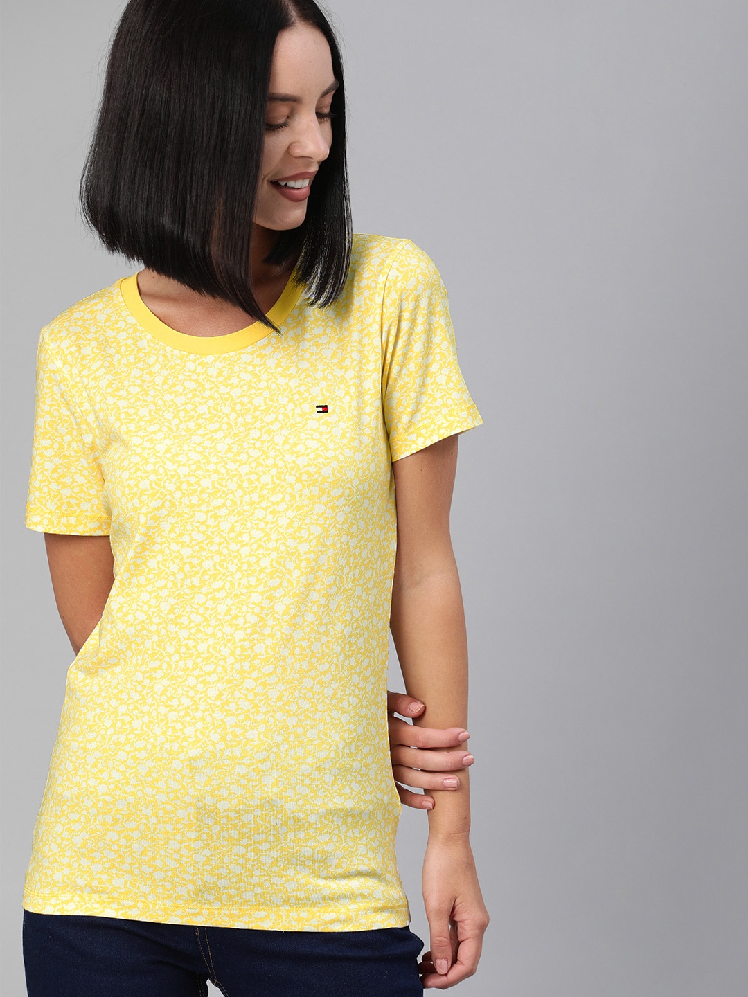 

Tommy Hilfiger Women Yellow & White Printed Round Neck T-shirt