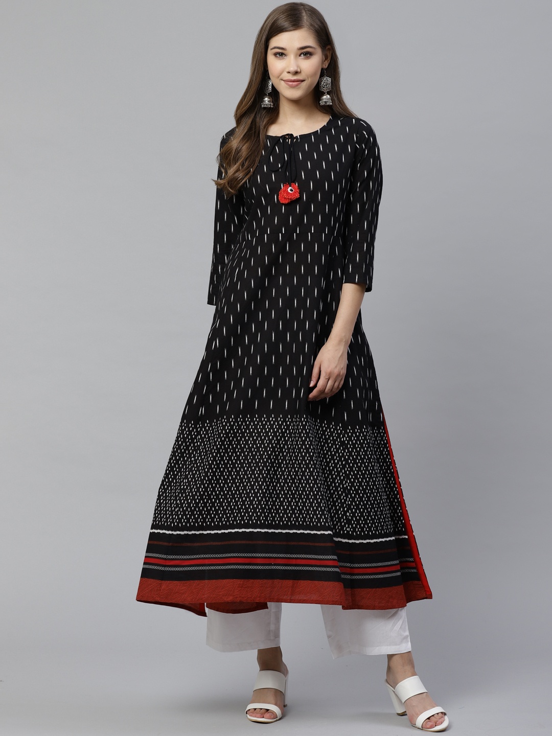 

YASH GALLERY Women Black & White Printed A-Line Kurta