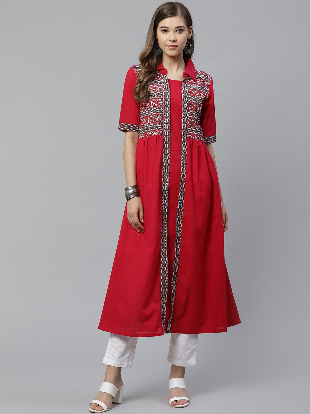 

YASH GALLERY Women Pink & White Yoke Design Kurta Set