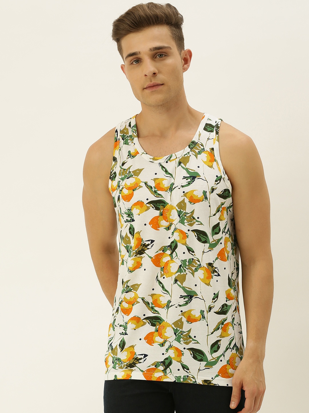 

VEIRDO Men Off-White & Orange Printed Round Neck Sleeveless T-shirt
