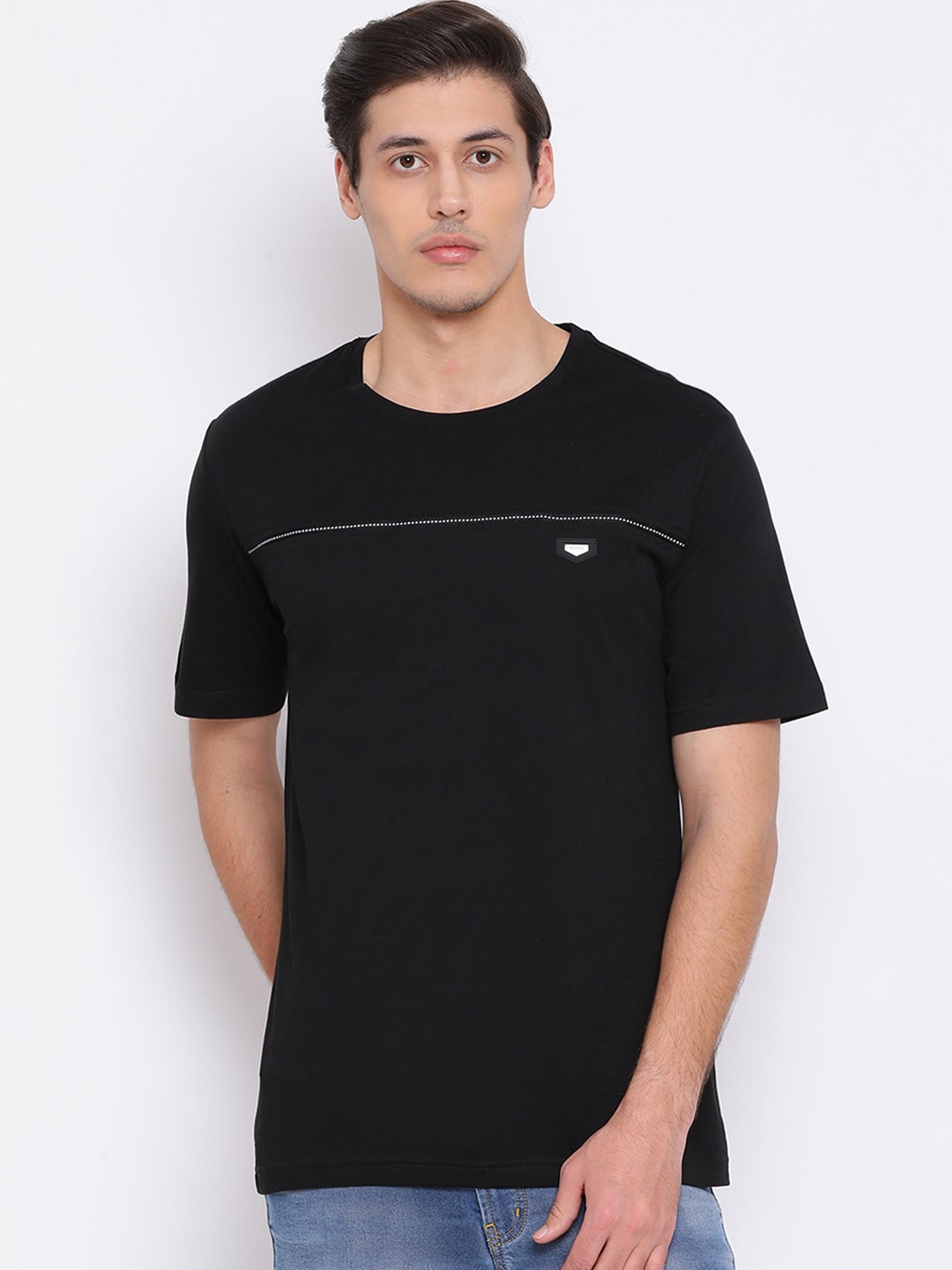 

Antony Morato Men Black Striped Round Neck Pure Cotton T-shirt