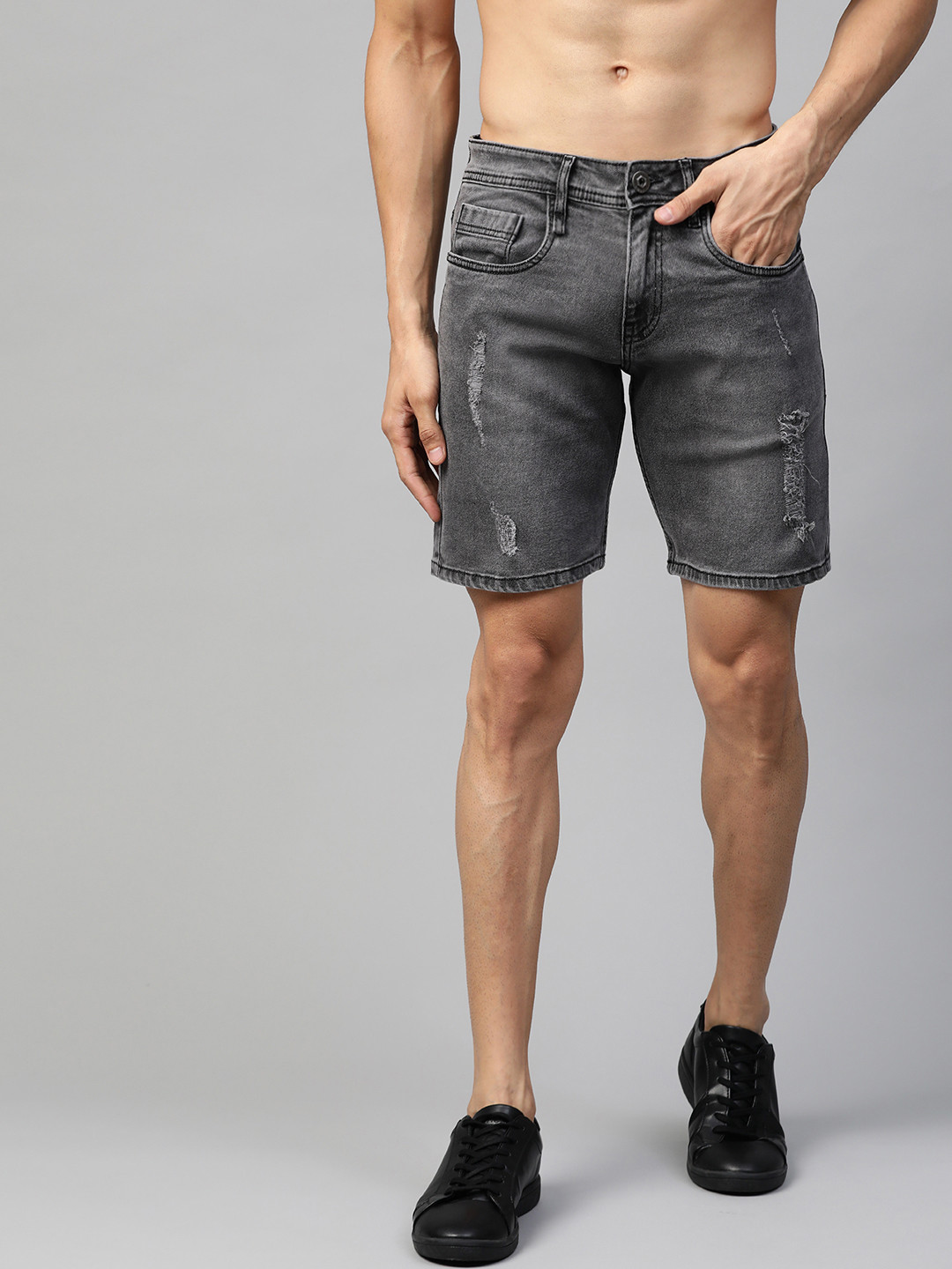 

Roadster Men Charcoal Grey Washed Regular Fit Denim Shorts