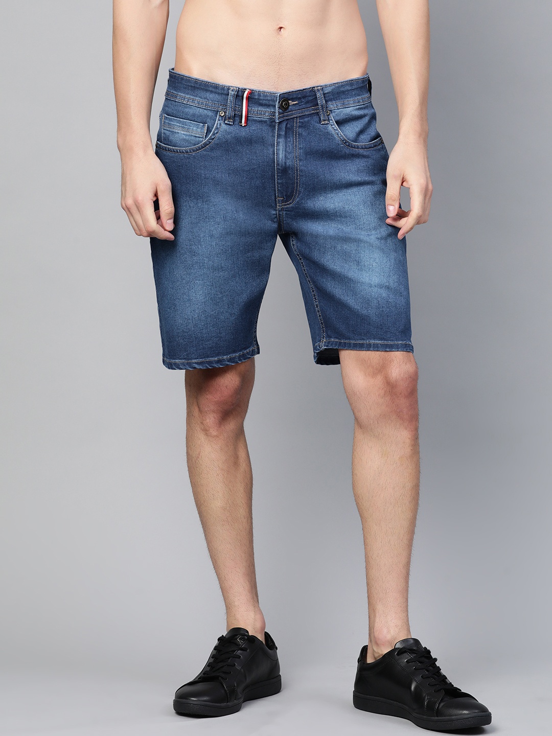 

Roadster Men Navy Blue Washed Regular Fit Denim Shorts